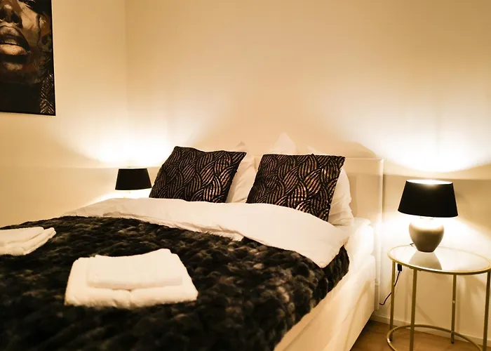 Spacious Parking Wifi 6 Pax Apartman