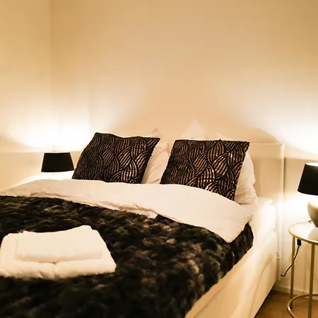 Spacious Family Apartment, Free Parking, 6 Guests Apartment