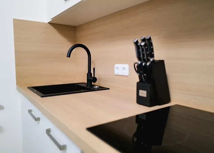 Apartment Spacious Parking Wifi 6 Pax